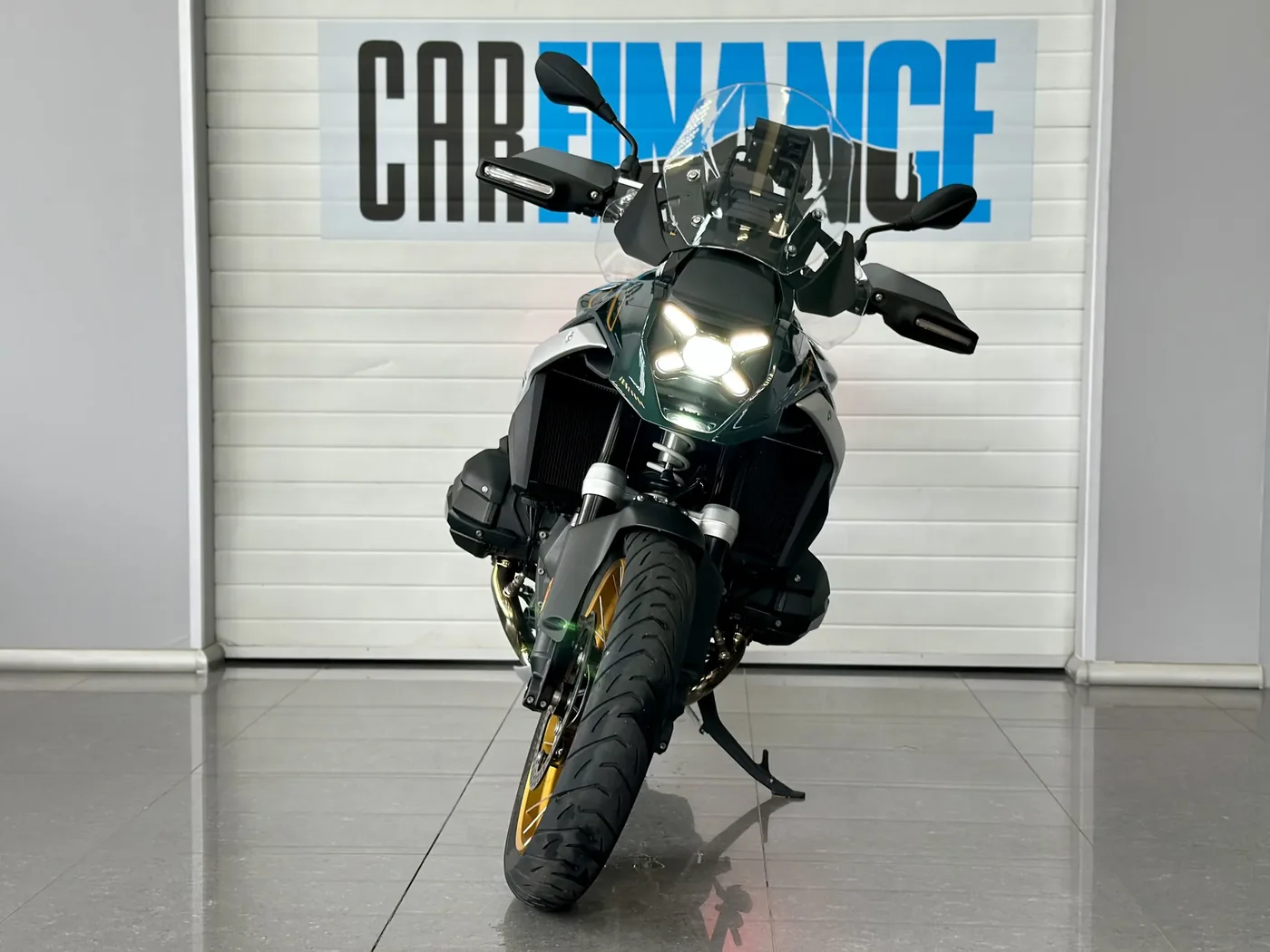 BMW R 1300 GS Adventure, 2025 — в наличии в салоне CARFINANCE на Нагатинской