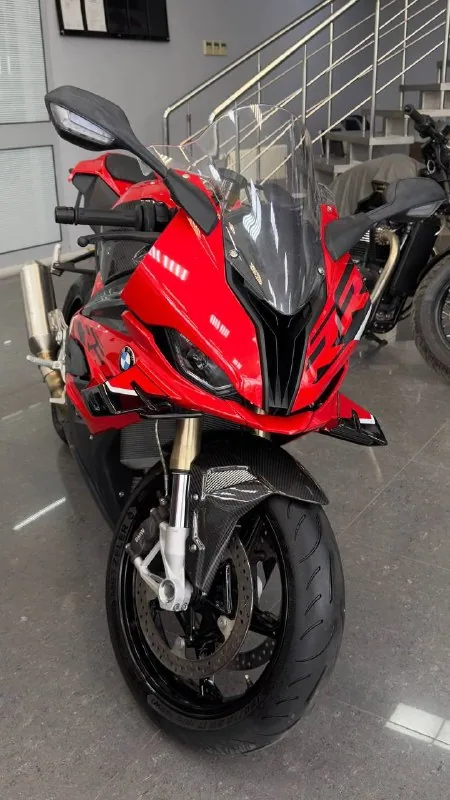 BMW S 1000 RR, 2024 — в наличии в салоне CARFINANCE на Нагатинской