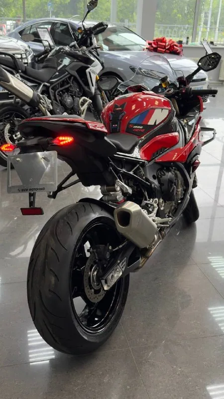BMW S 1000 RR — фото 3