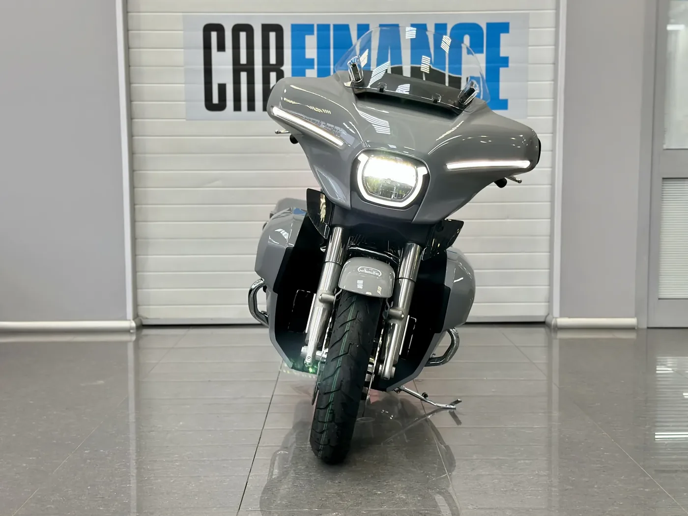 Harley-Davidson Street Glide Ultra, 2026 — в наличии в салоне CARFINANCE на Нагатинской