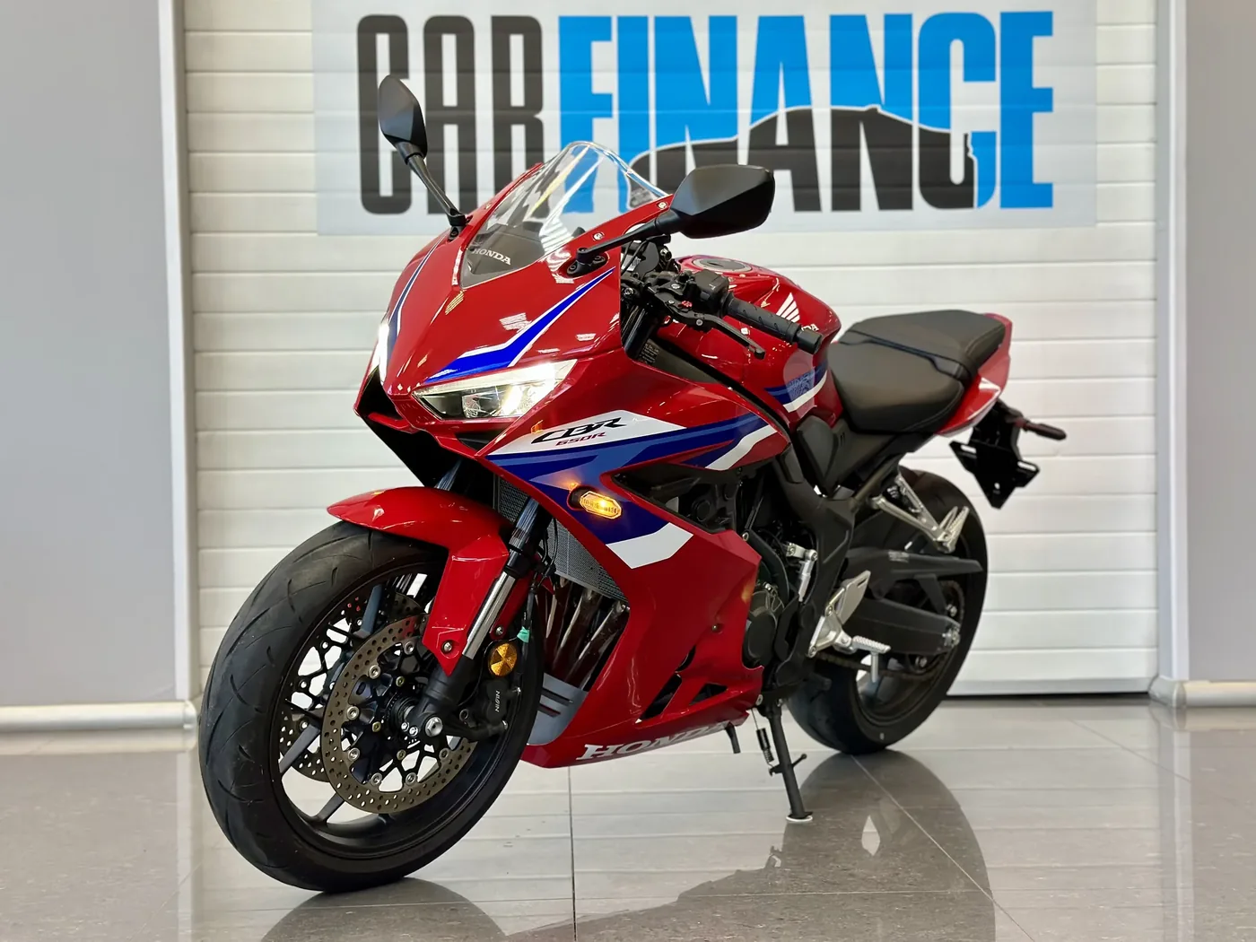 Honda CBR650R, 2024 — в наличии в салоне CARFINANCE на Нагатинской