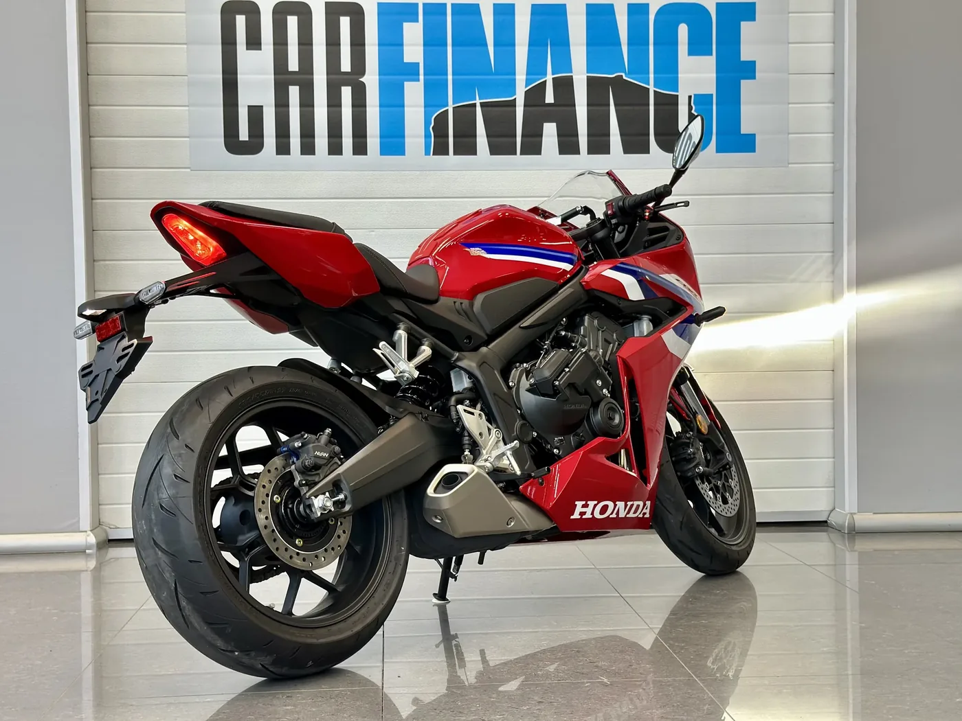 Honda CBR650R — фото 5
