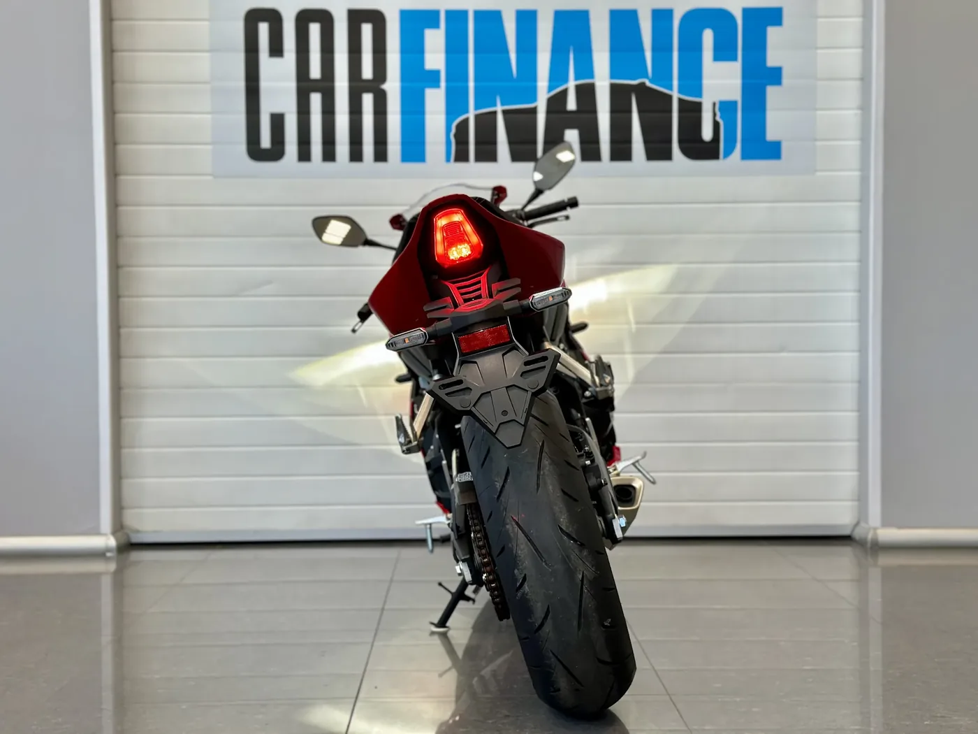 Honda CBR650R — фото 6