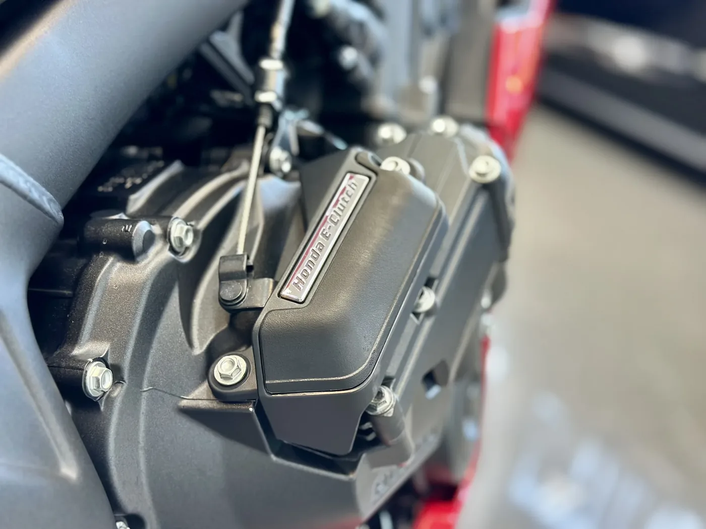 Honda CBR650R — фото 13