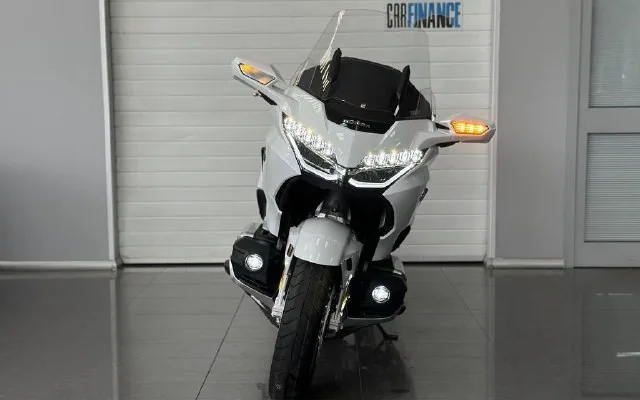Honda GL1800 Gold Wing — фото 5