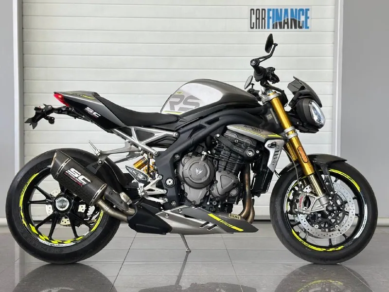 Triumph Speed Triple 1200 RS, 2021 — в наличии в салоне CARFINANCE на Нагатинской