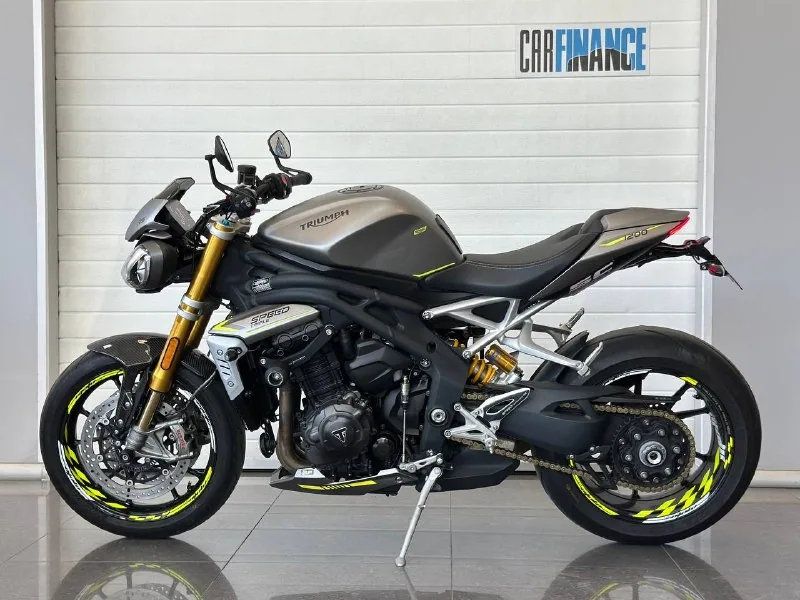 Triumph Speed Triple 1200 RS — фото 2