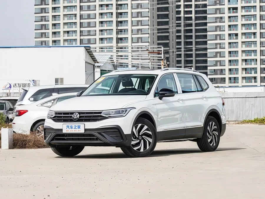 Volkswagen Tiguan — новый, из Киргизии