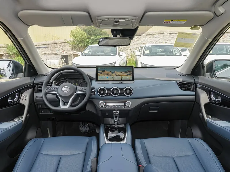 Салон Nissan X-Trail 2026