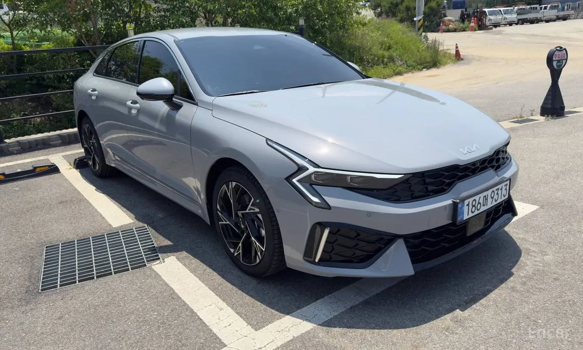 Kia K5 2.0 156 л.с. - проходной бизнес-седан из Кореи