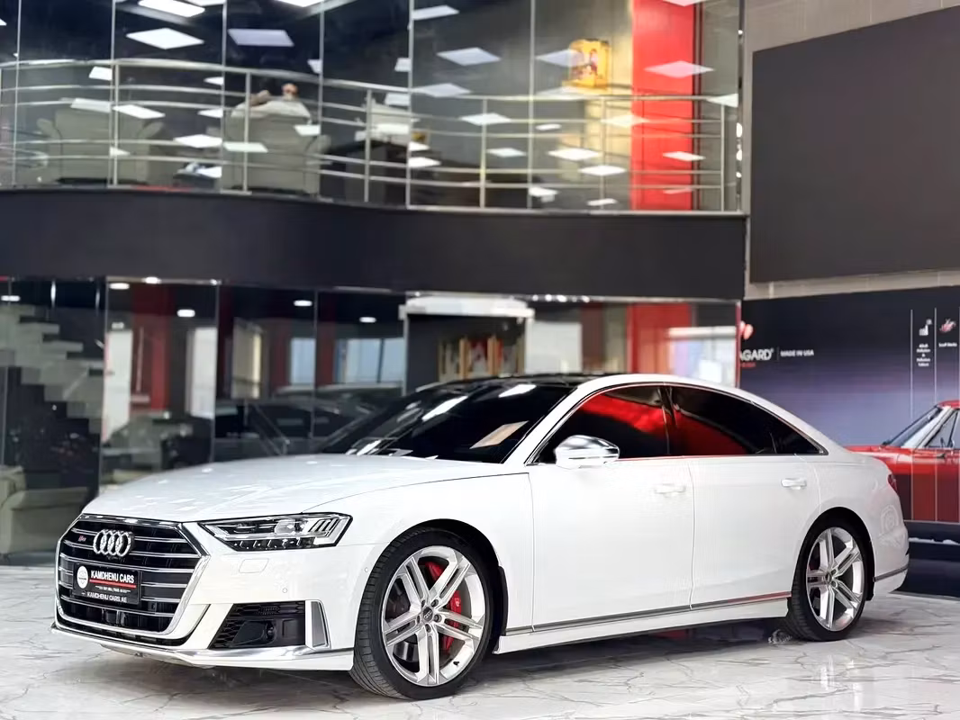 Audi S8 2020 из ОАЭ — купить под ключ