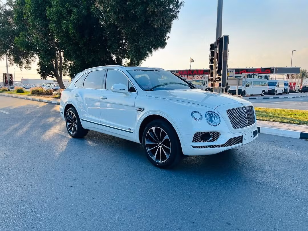 Bentley Bentayga 2017 из ОАЭ — купить под ключ