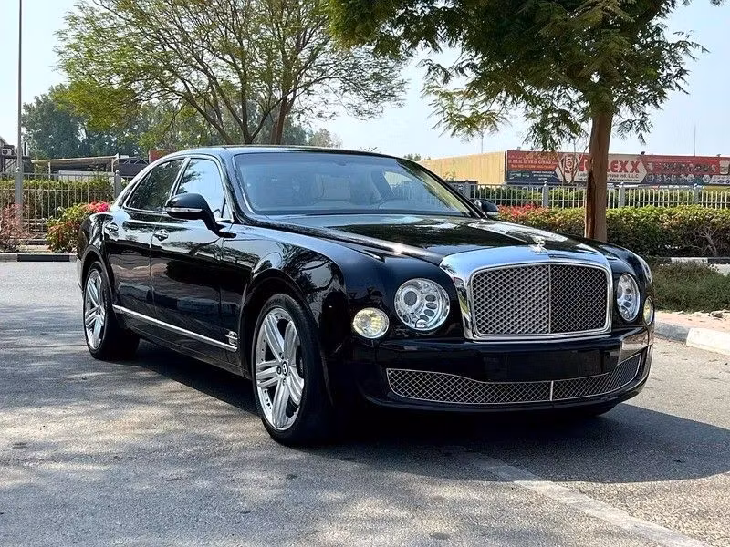 Bentley Mulsanne 2015 из ОАЭ — купить под ключ