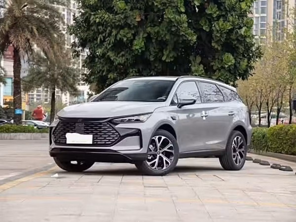 BYD Tang 2025 из ОАЭ — купить под ключ