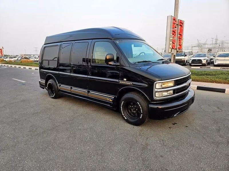 Chevrolet Express 1999 из ОАЭ — купить под ключ