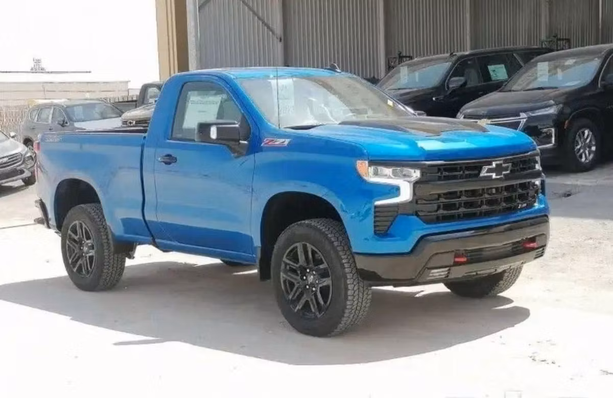 Chevrolet Silverado 2023 из ОАЭ — купить под ключ