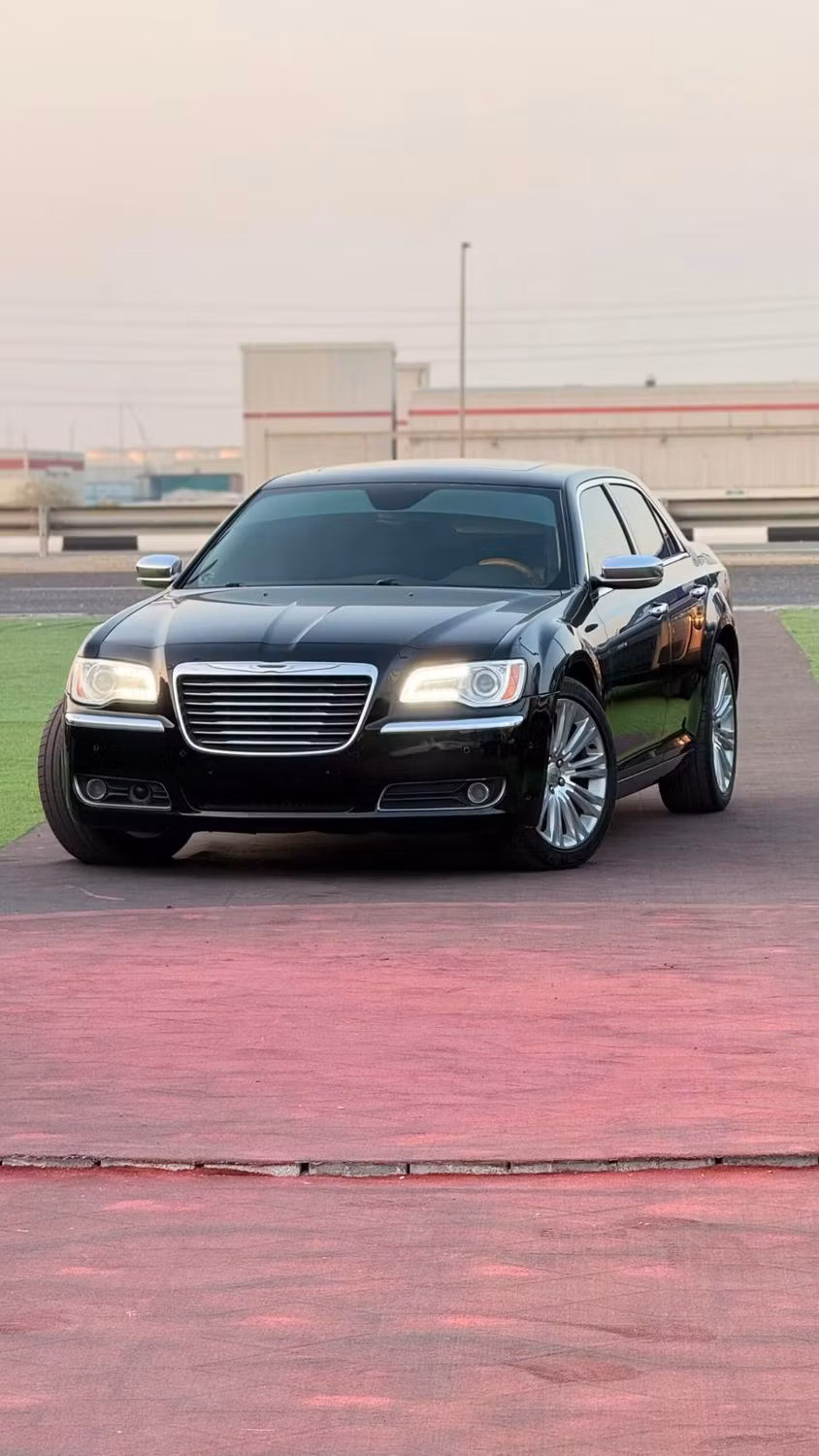 Chrysler 300C 2014 из ОАЭ — купить под ключ