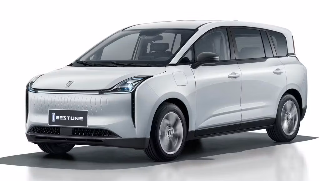 FAW Bestune NAT 2025 из ОАЭ — купить под ключ