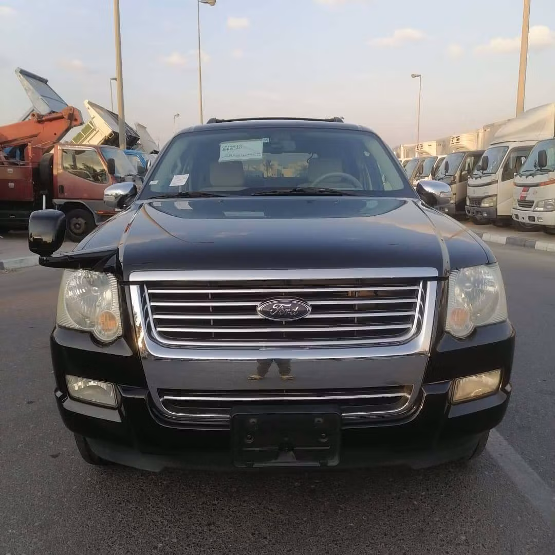 Ford Explorer - мощь и простор