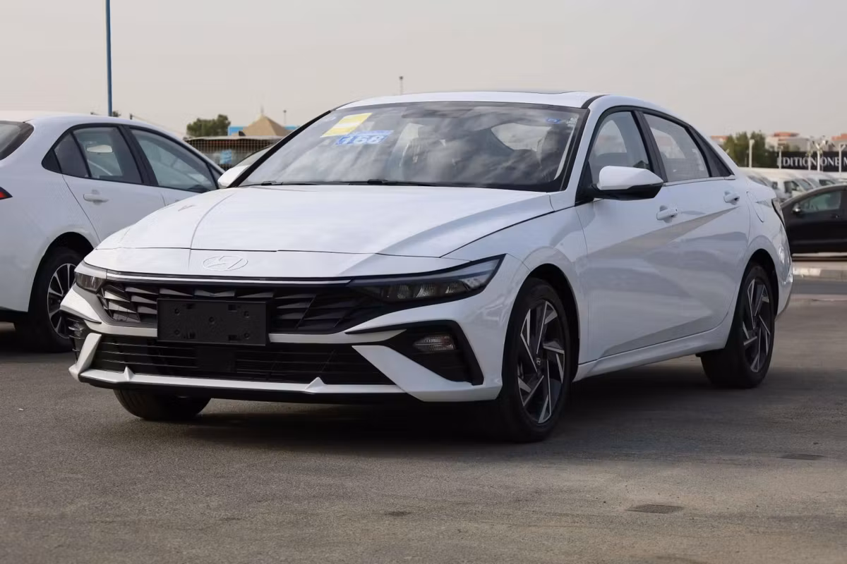 Hyundai Elantra 2025 из ОАЭ — купить под ключ