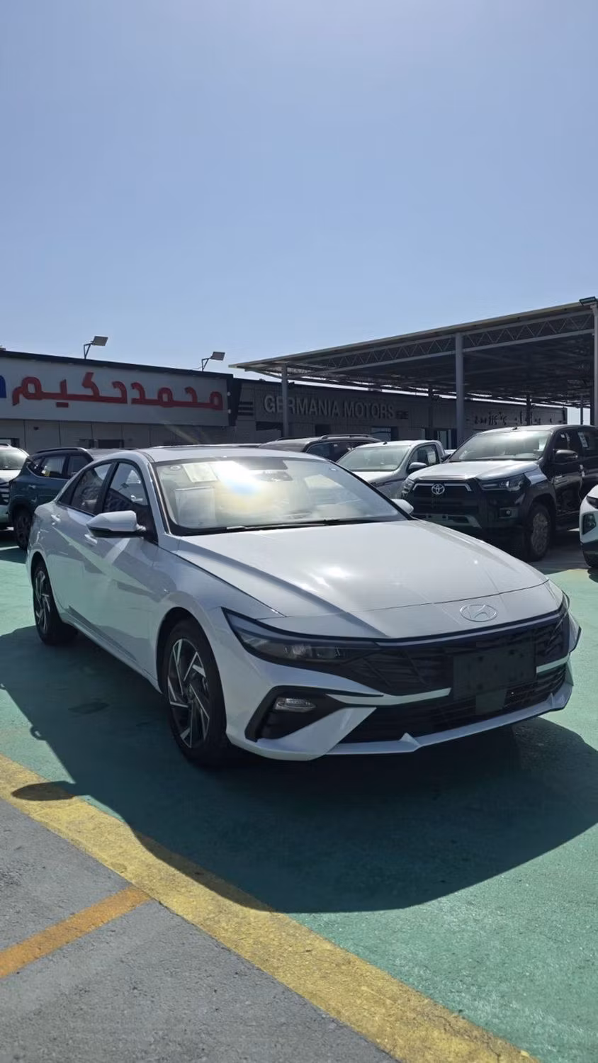 Hyundai Elantra 2025 из ОАЭ — купить под ключ