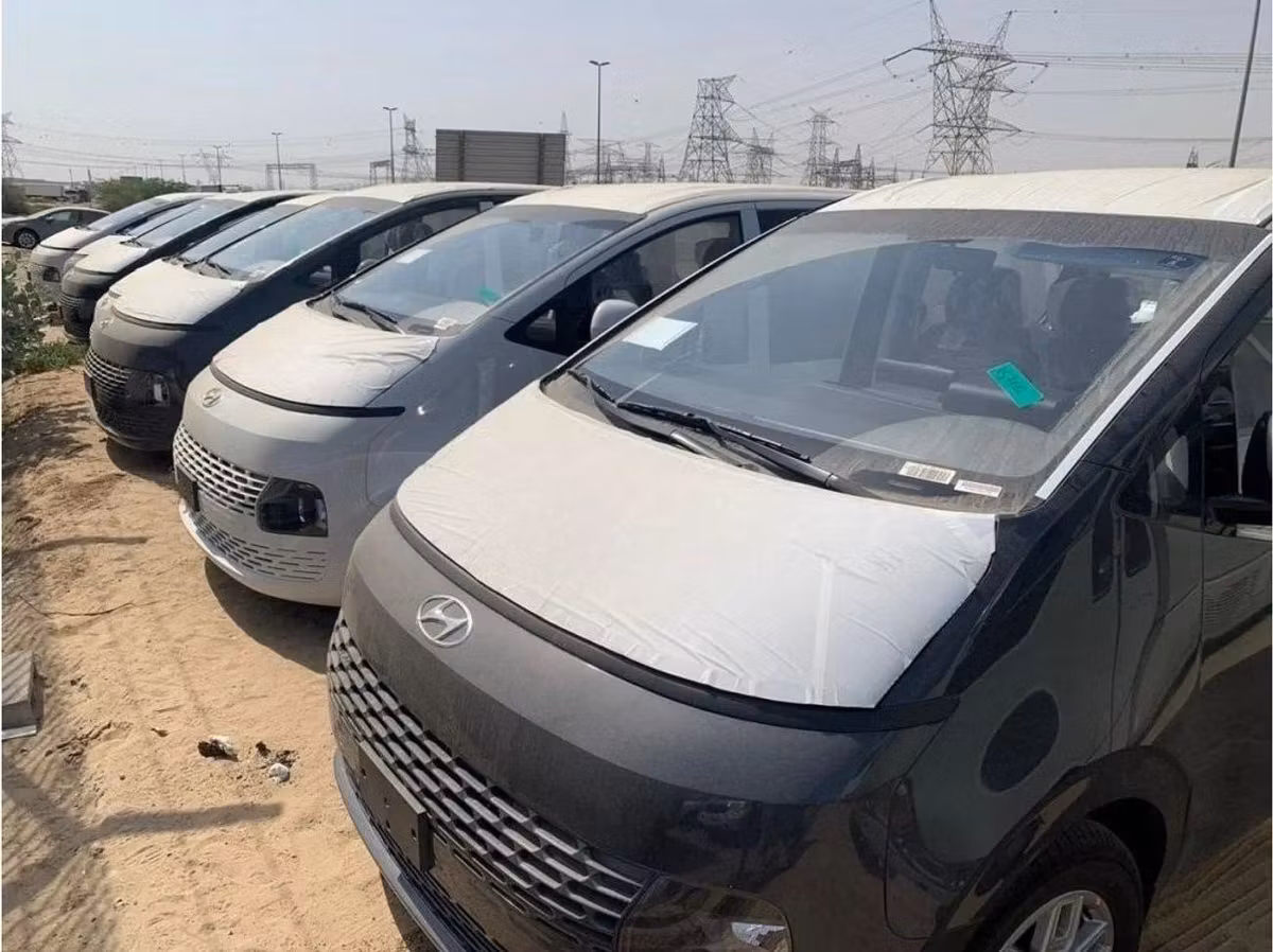 Hyundai Staria 2025 из ОАЭ — купить под ключ