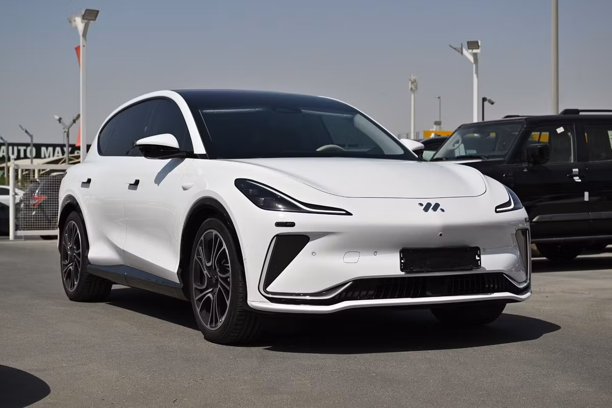 IM Motors (Zhiji) LS7 2025 из ОАЭ — купить под ключ