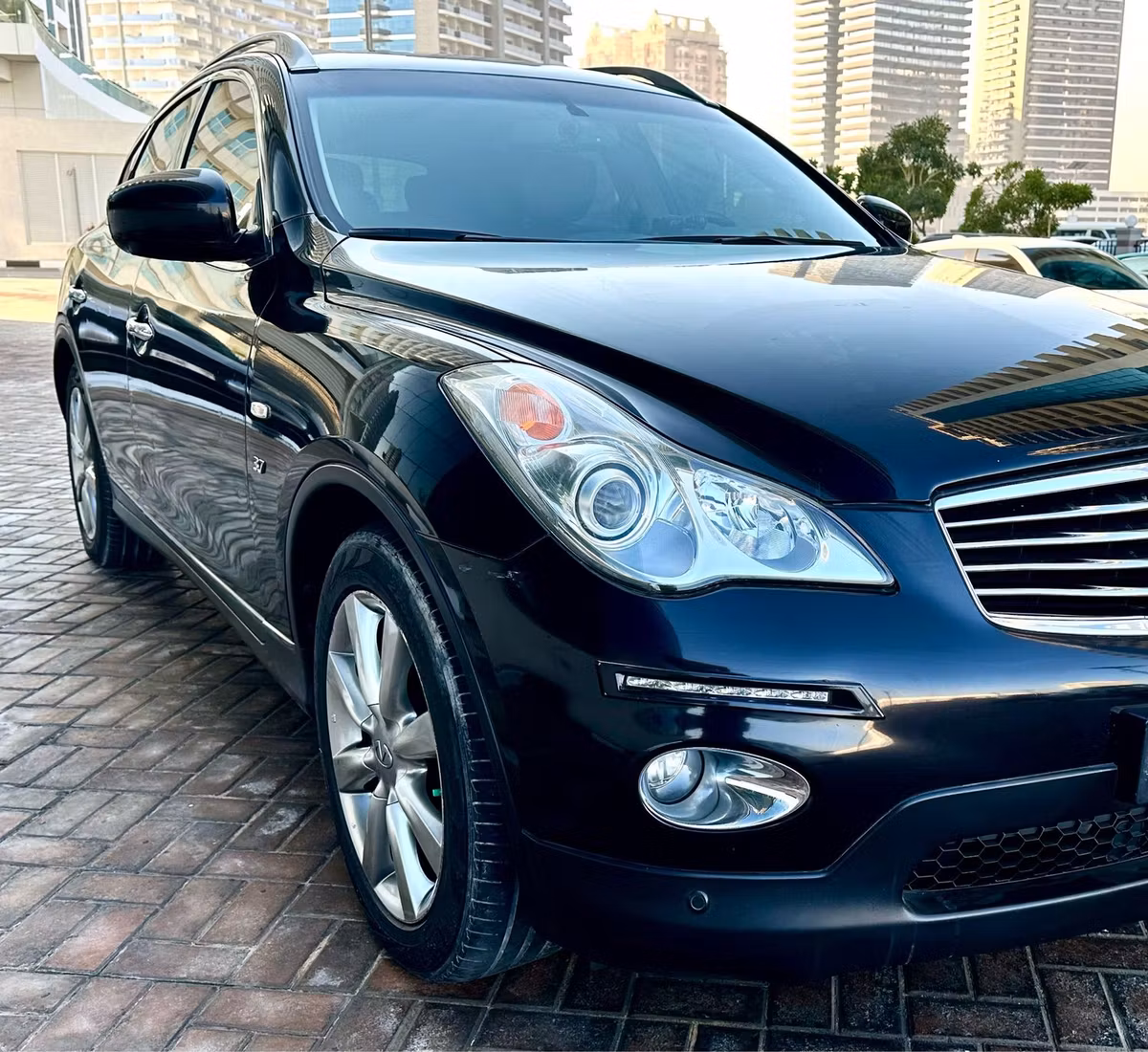 Infiniti QX50 2015 из ОАЭ — купить под ключ