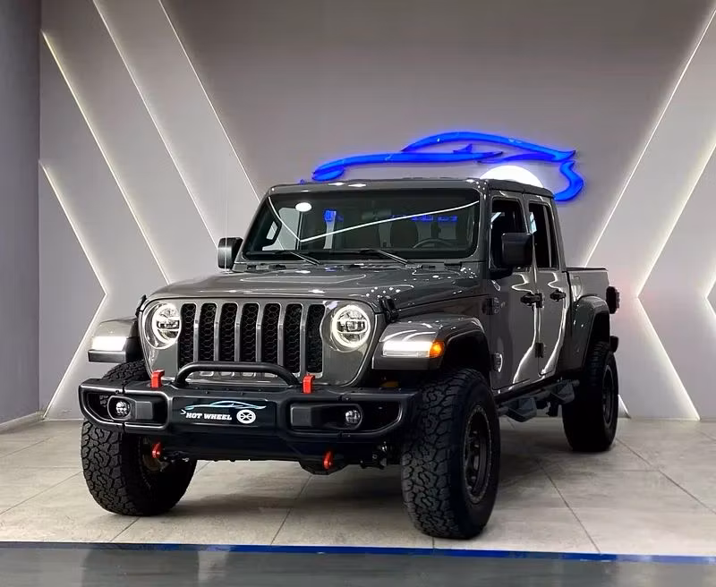 Jeep Gladiator 2023 из ОАЭ — купить под ключ