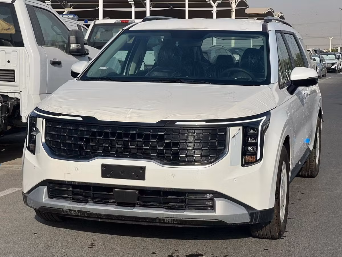 KIA Carnival 2025 из ОАЭ — купить под ключ
