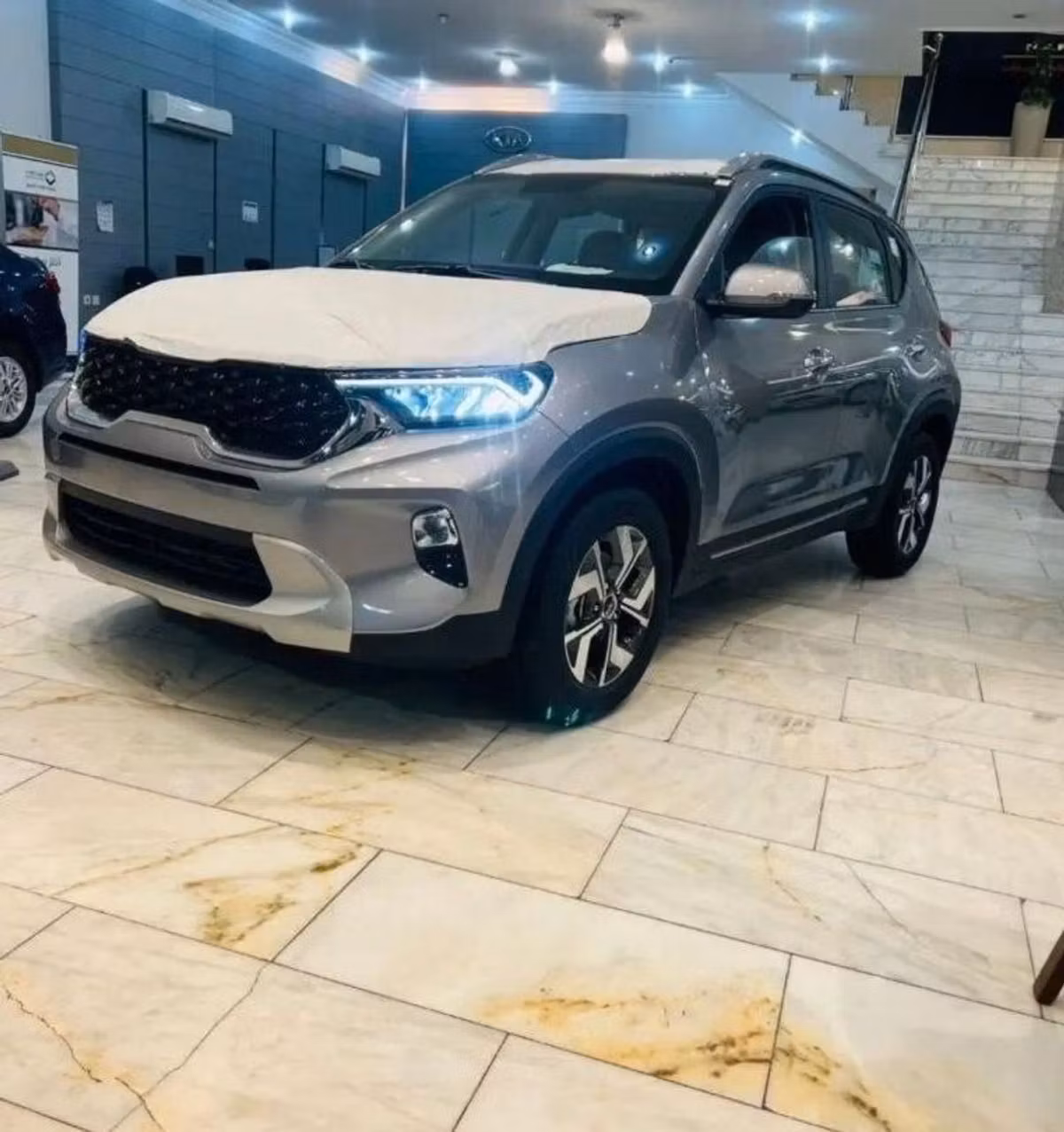 KIA Sonet 2024 из ОАЭ — купить под ключ