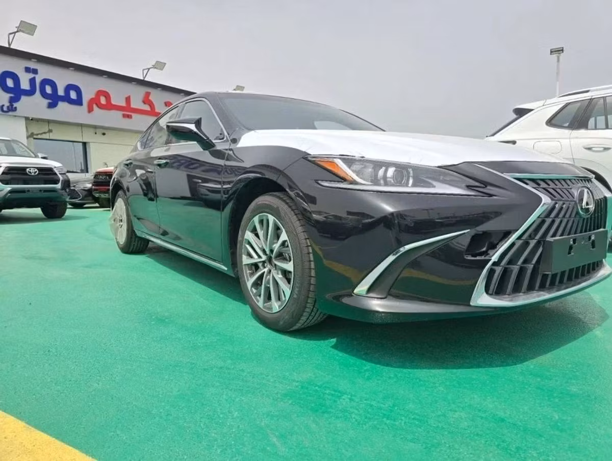 Lexus ES 2024 из ОАЭ — купить под ключ