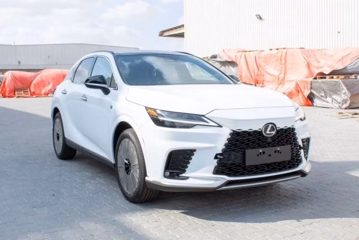 Lexus RX 2024 из ОАЭ — купить под ключ