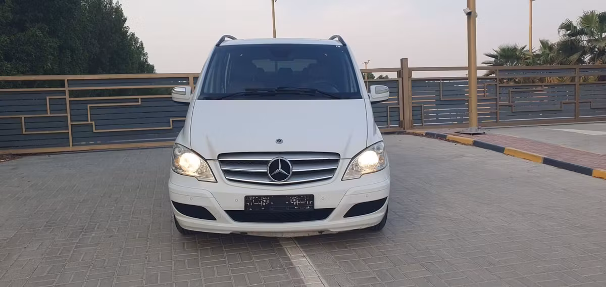 Mercedes-Benz Viano 2014 из ОАЭ — купить под ключ