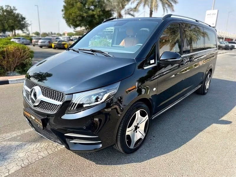 Mercedes-Benz Vito 2024 из ОАЭ — купить под ключ