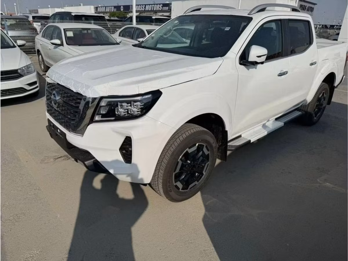 Nissan Navara (Frontier) 2023 из ОАЭ — купить под ключ