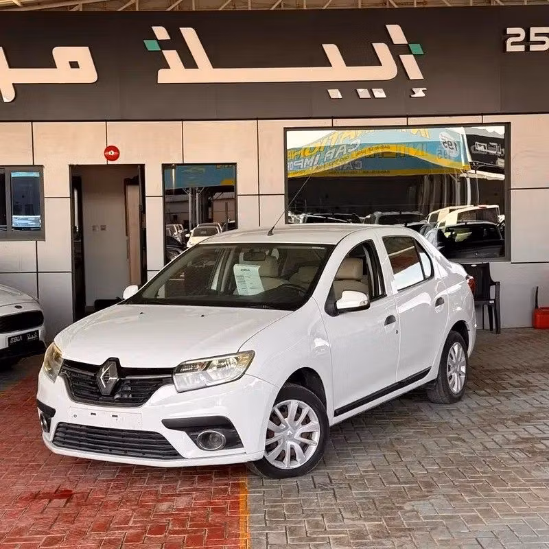 Renault Symbol 2017 из ОАЭ — купить под ключ