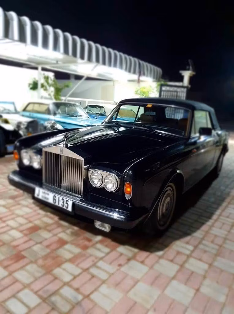 Rolls-Royce Corniche 1989 из ОАЭ — купить под ключ