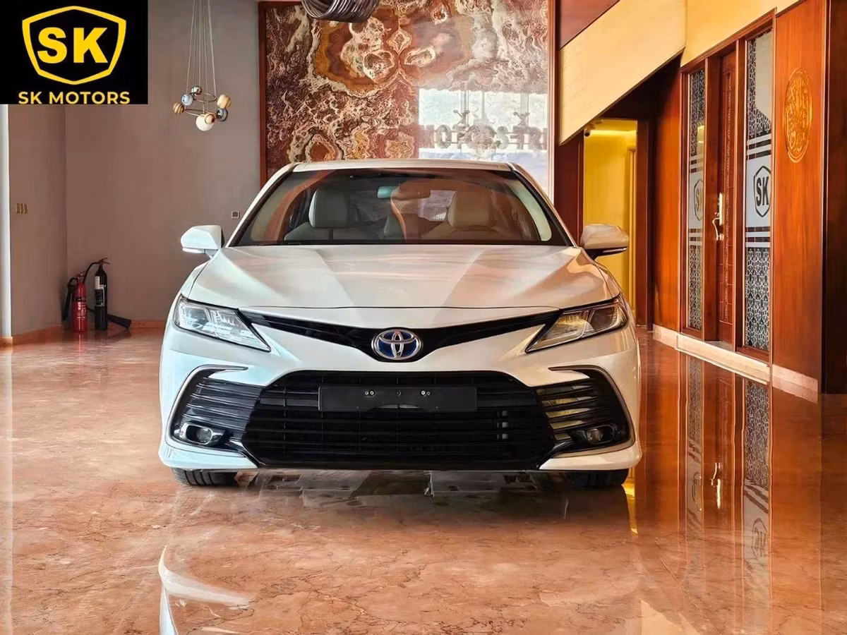 Toyota Camry 2021 из ОАЭ — купить под ключ