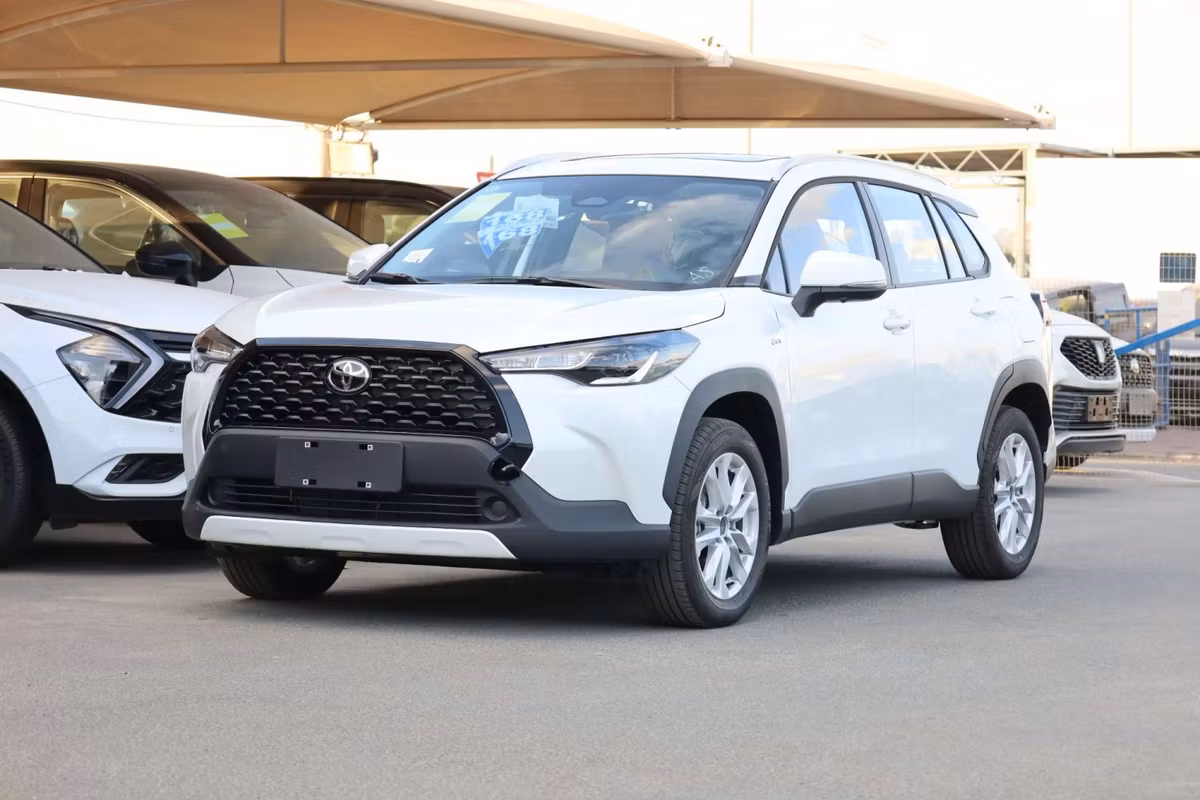 Toyota Corolla Cross 2024 из ОАЭ — купить под ключ