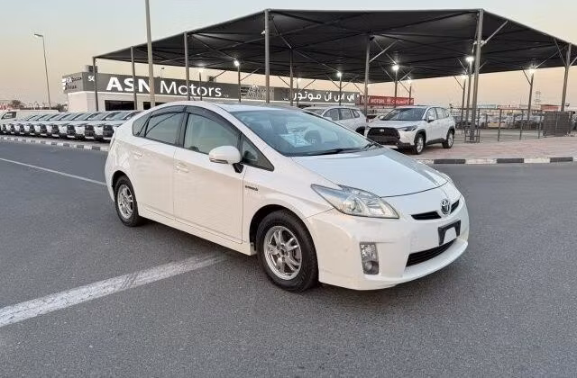 Toyota Prius 2010 из ОАЭ — купить под ключ