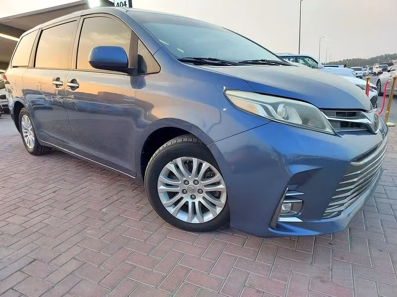 Toyota Sienna 2014 из ОАЭ — купить под ключ