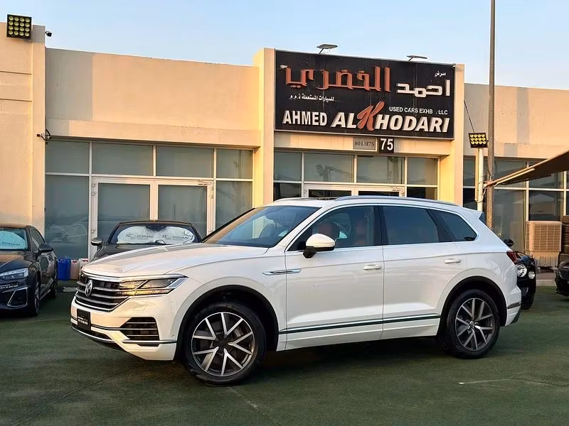 Volkswagen Touareg 2018 из ОАЭ — купить под ключ