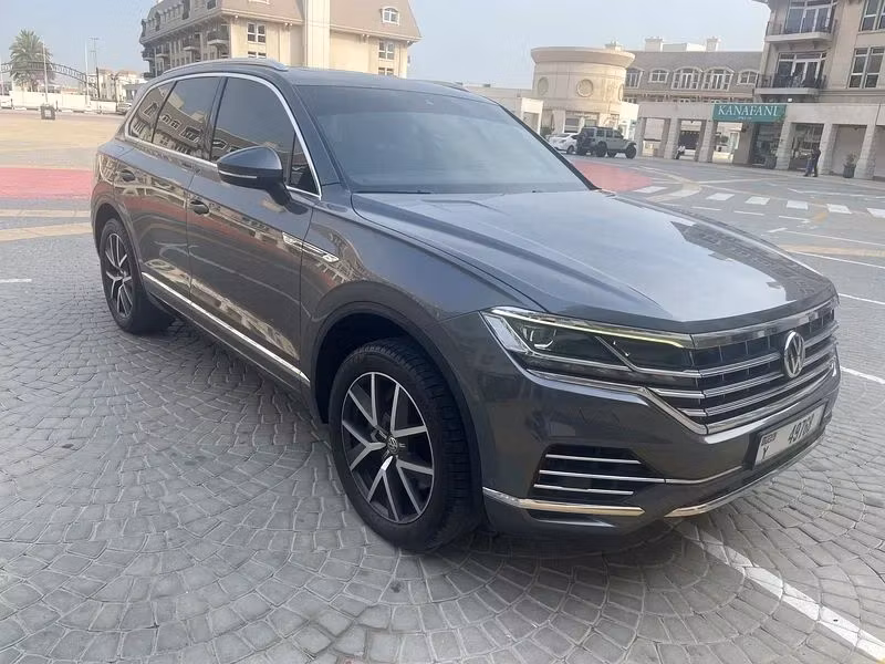Volkswagen Touareg 2019 из ОАЭ — купить под ключ
