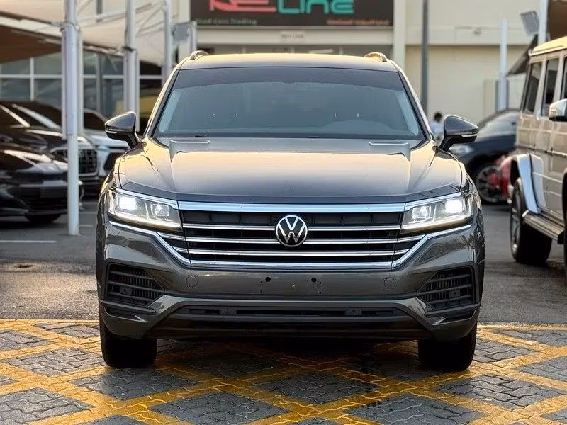 Volkswagen Touareg 2022 из ОАЭ — купить под ключ