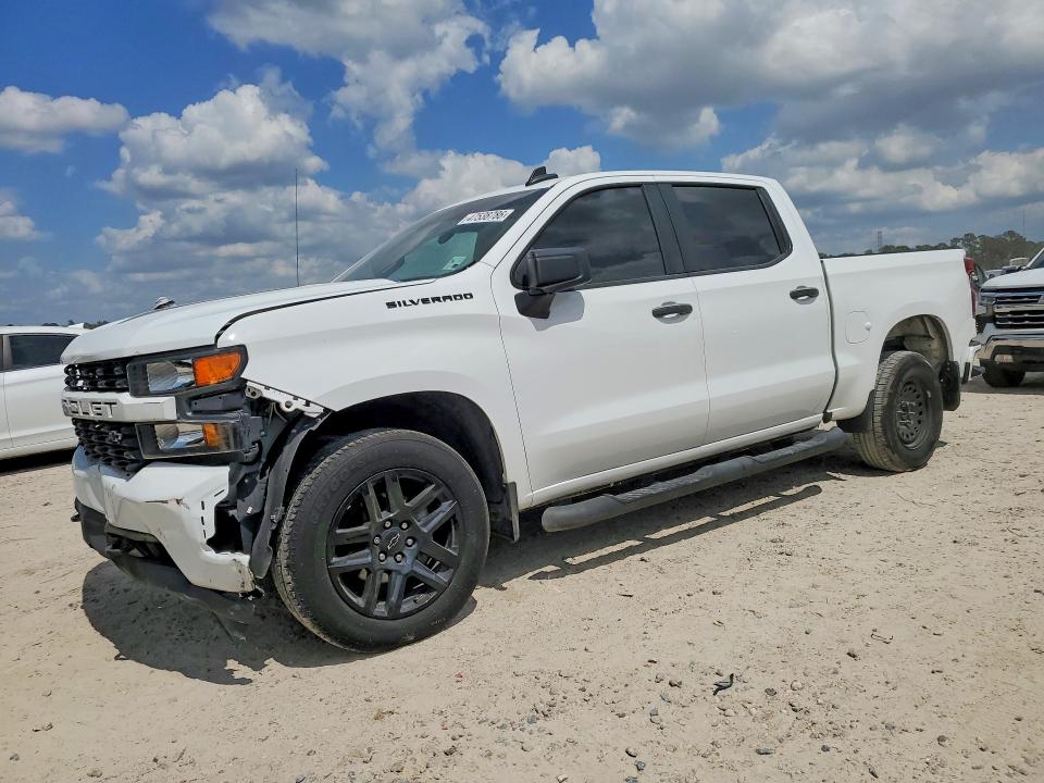Chevrolet SILVERADO LTD 2022 из США — купить под ключ