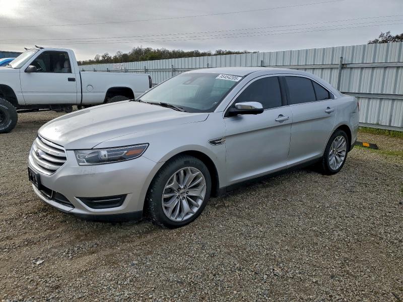 Ford TAURUS 2017 из США — купить под ключ