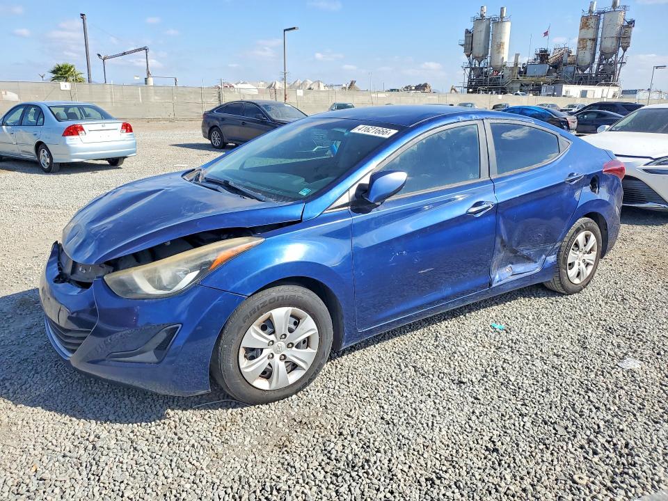 Hyundai ELANTRA 2016 из США — купить под ключ