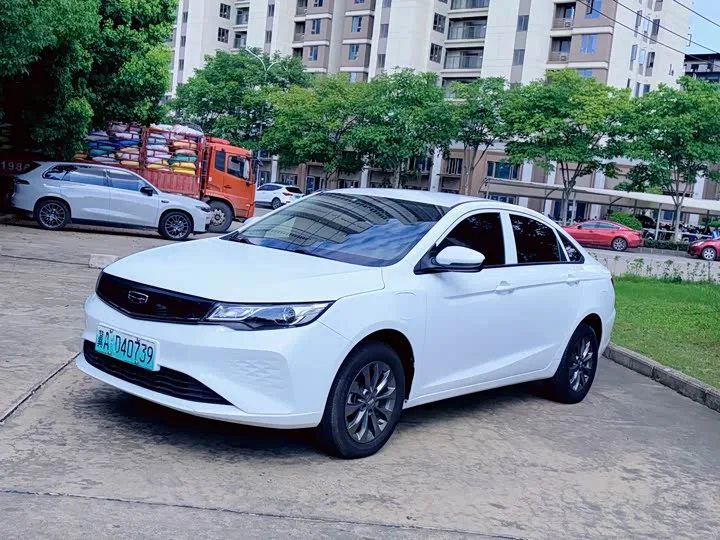 Geely Emgrand EV/Hybrid 2021 из Китая — купить под ключ