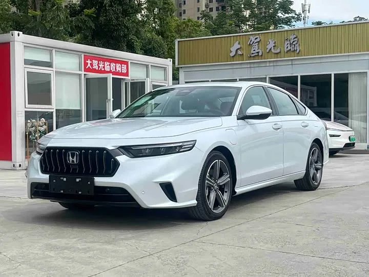 Honda Inspire Hybrid 2026 из Китая — купить под ключ